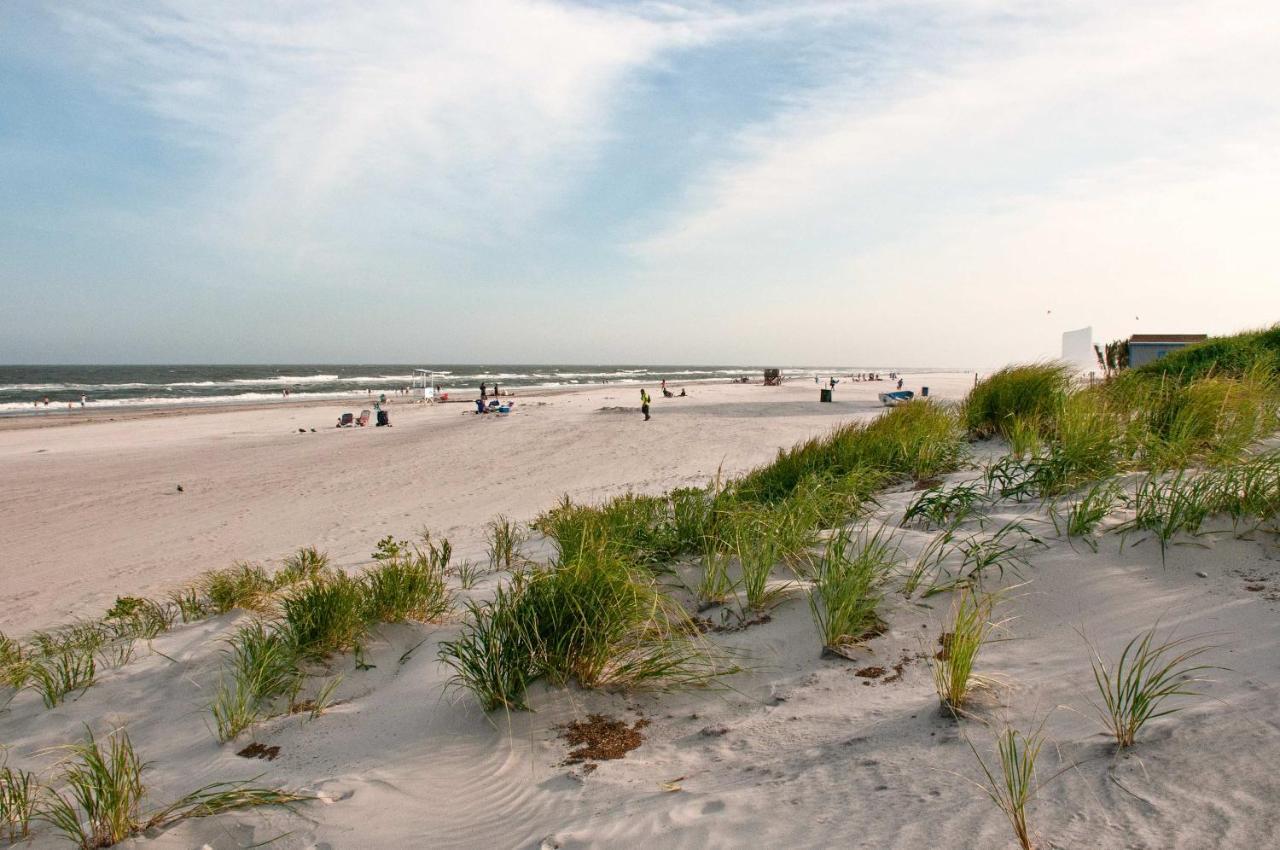 Walk To Beach Coastal Brigantine Condo With Patio! Экстерьер фото